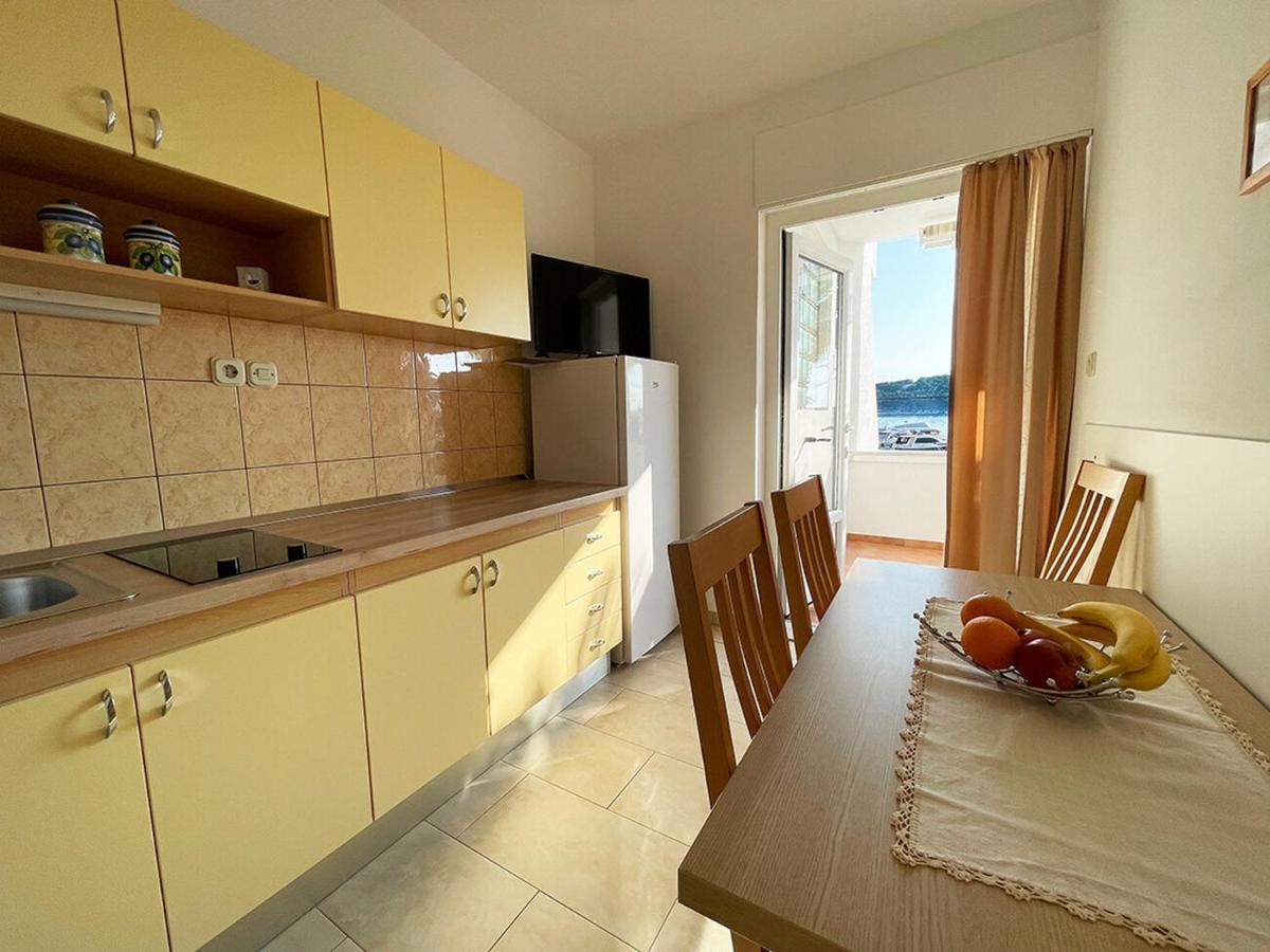 Apartments Near The Sea Barbat Barbat na Rabu Ngoại thất bức ảnh