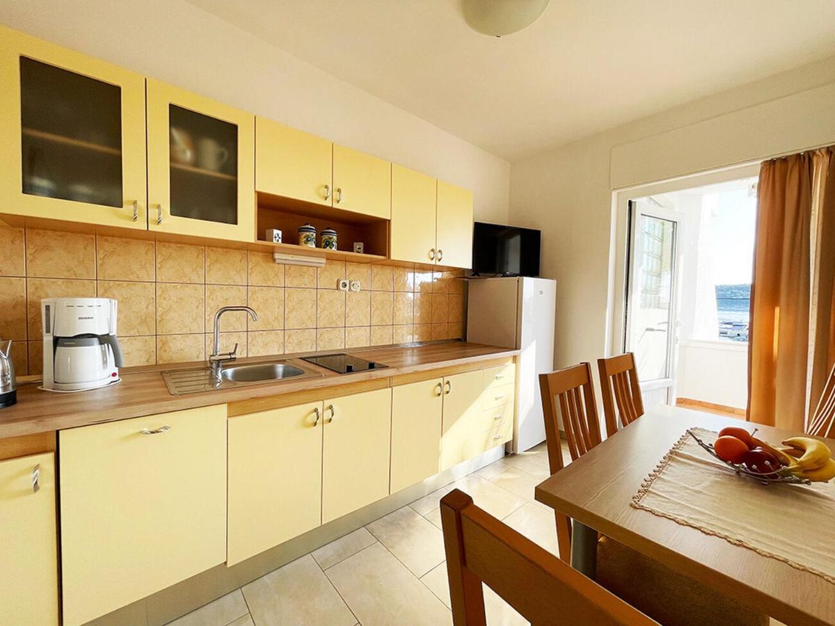Apartments Near The Sea Barbat Barbat na Rabu Ngoại thất bức ảnh